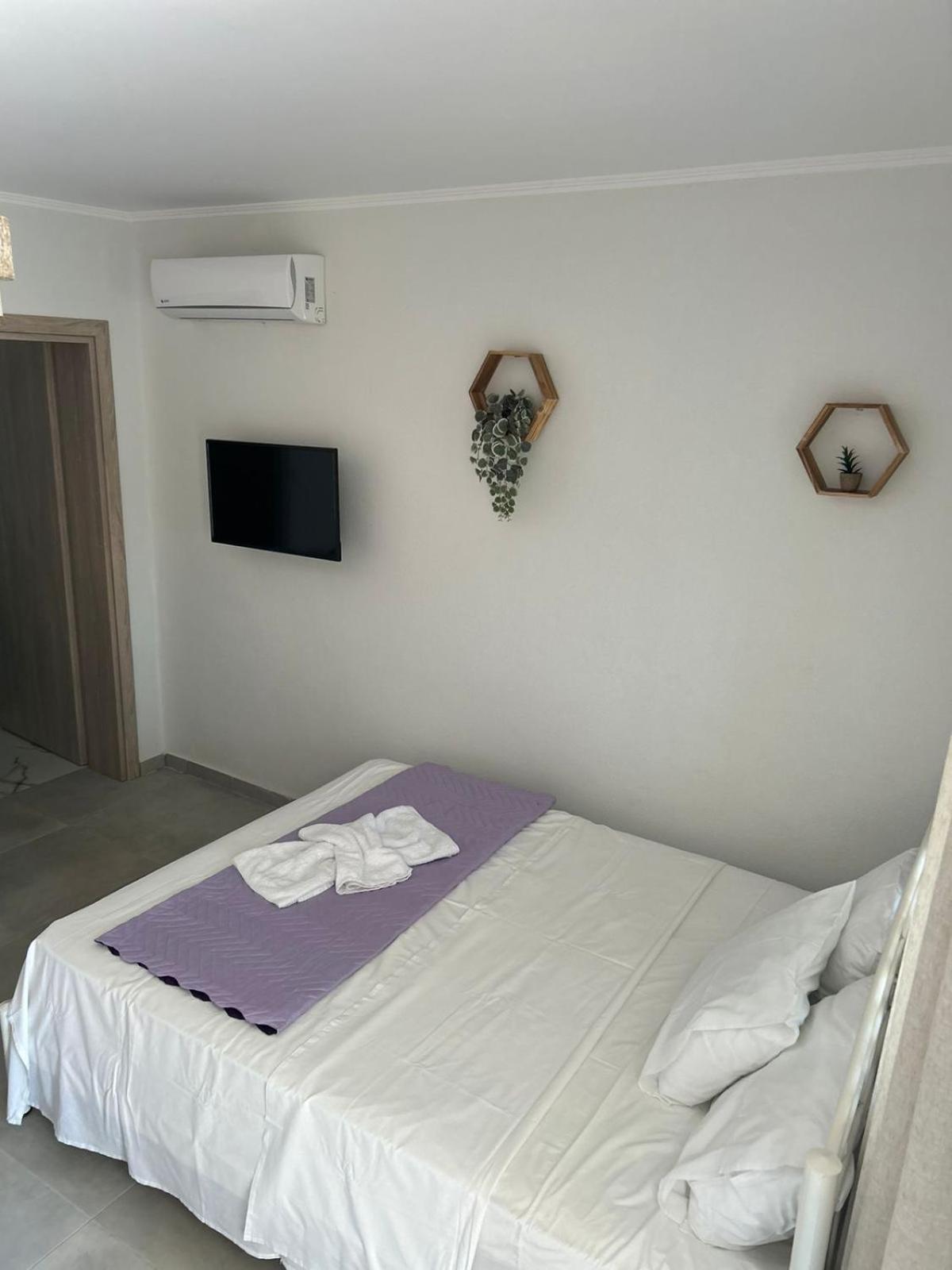 Amaya Pine Rooms Keramotí Exterior foto